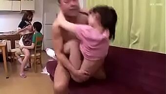 Hot Japanese Girl Gets Fucked While Sitting