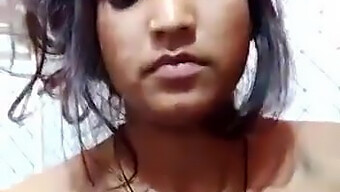 Encontre Garotas Indianas Em Ação Hardcore Enquanto Elas Ficam Quentes E Pesadas.