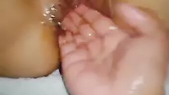 Blowjob And Fucking In An Orgy With A 6.4 Inch Cunt