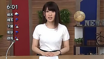 Anchorwoman Japonesa Tem Sua Buceta Fodida