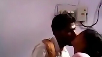 Desi Couple Enjoys Some Steamy Hospital Action