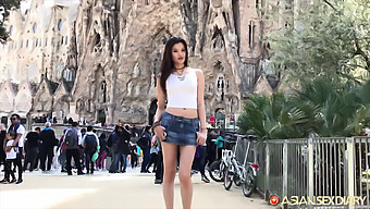 Turistul Asiatic Se Bucură De O Pulă Mare În Acest Videoclip Fierbinte