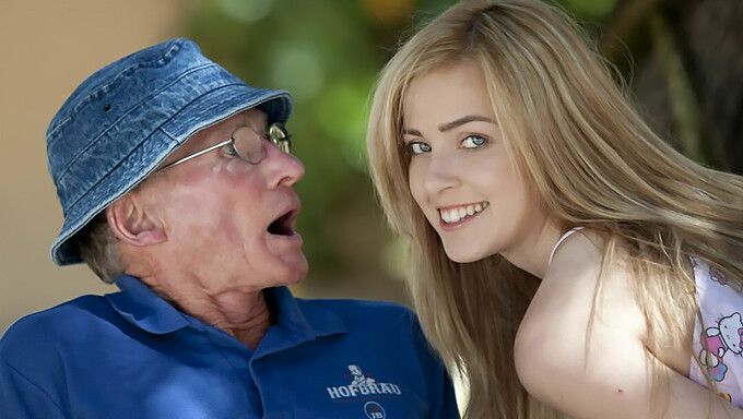 Amazing Teen (18+) Gives A Mind-Blowing Blowjob To An Older Man