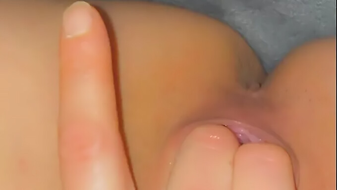 18-Year-Old Amateur Gets Intense Pleasure From Fingering In Hd Video