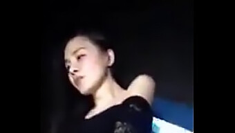 Watch This Chinese Girl Strip And Dance In A Bar