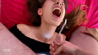 Tổng Hợp Cảnh Blowjob Của Cô Gái Tóc Nâu Tự Làm Với Deep Throat Và Nuốt Tinh Trùng