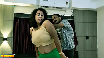 Sexo Caliente De La India Bhabhi Después De Un Baile - Orgía De Cornudos Y Traga Semen