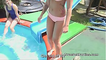 Sex În Grup Și Muie Cu Bikini Babes La O Petrecere Sălbatică