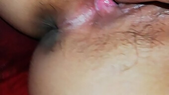 Tight And Juicy Pussy In The First Homemade Porn Video