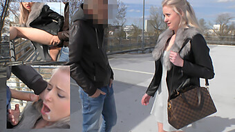 Blowjob Und Natürliche Titten: Öffentlicher Parkporno Mit Großem Schwanz