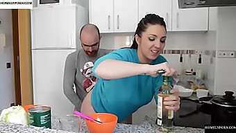 Scopando In Cucina Con Pamela Sanchez E Jesus: Altri Video Fatti In Casa